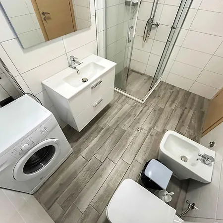 Villa Beach * Golem (Tirana)