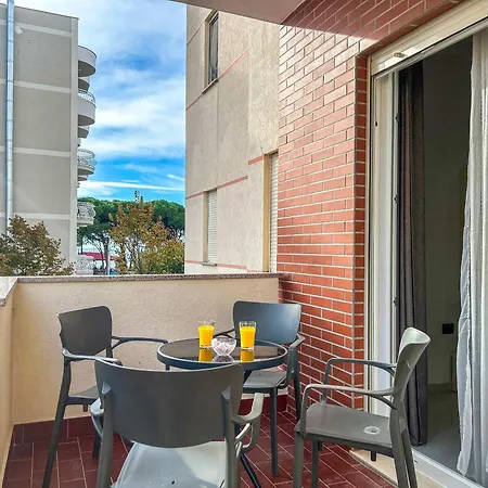 Villa Beach * Golem (Tirana)